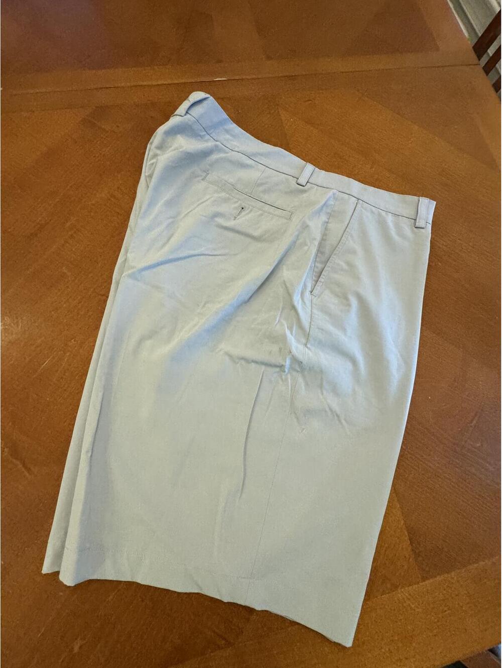 Slazenger 42 waist Light Beige Men's Dress Shorts with Pockets